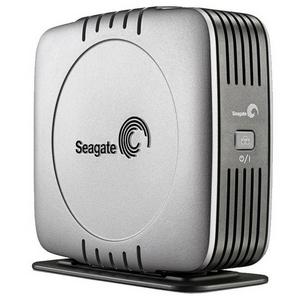 ST303204FPA1E2R Seagate FreeAgent Pro 320GB 7200RPM USB 2.0 FireWire eSATA 3Gbps 16MB Cache 3.5-inch External Hard Drive (Refurbished)