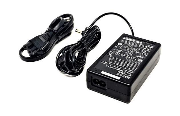 177626-001 Compaq AC Adapter 19V 3.16A