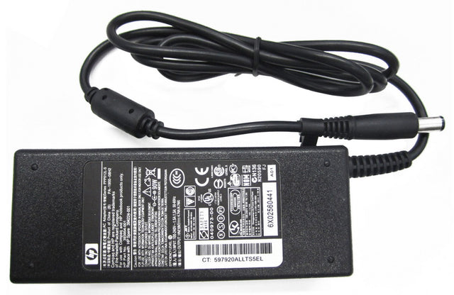 393954-003 HP 90-Watts 19V 4.7A AC Adapter for Pavilion and Presario Notebook PCs