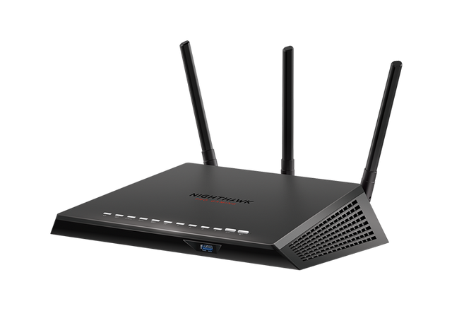 Nighthawk XR300 4 x Ports 1000Base-T LAN + 1 x Port RJ-45 WAN 1750Mb/s IEEE 802.11a/n/ac 5.0GHz Pro Gaming Router